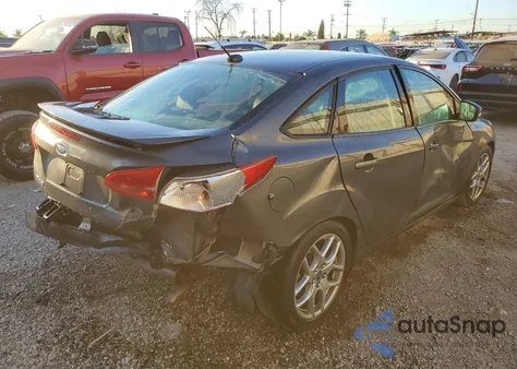 2015 Ford Focus Se z USA, uszkodzony, nr VIN 1FADP3F2XFL287769